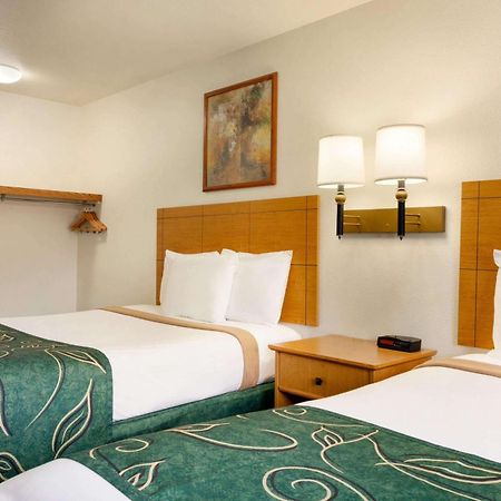 Travelodge By Wyndham Marysville Екстериор снимка