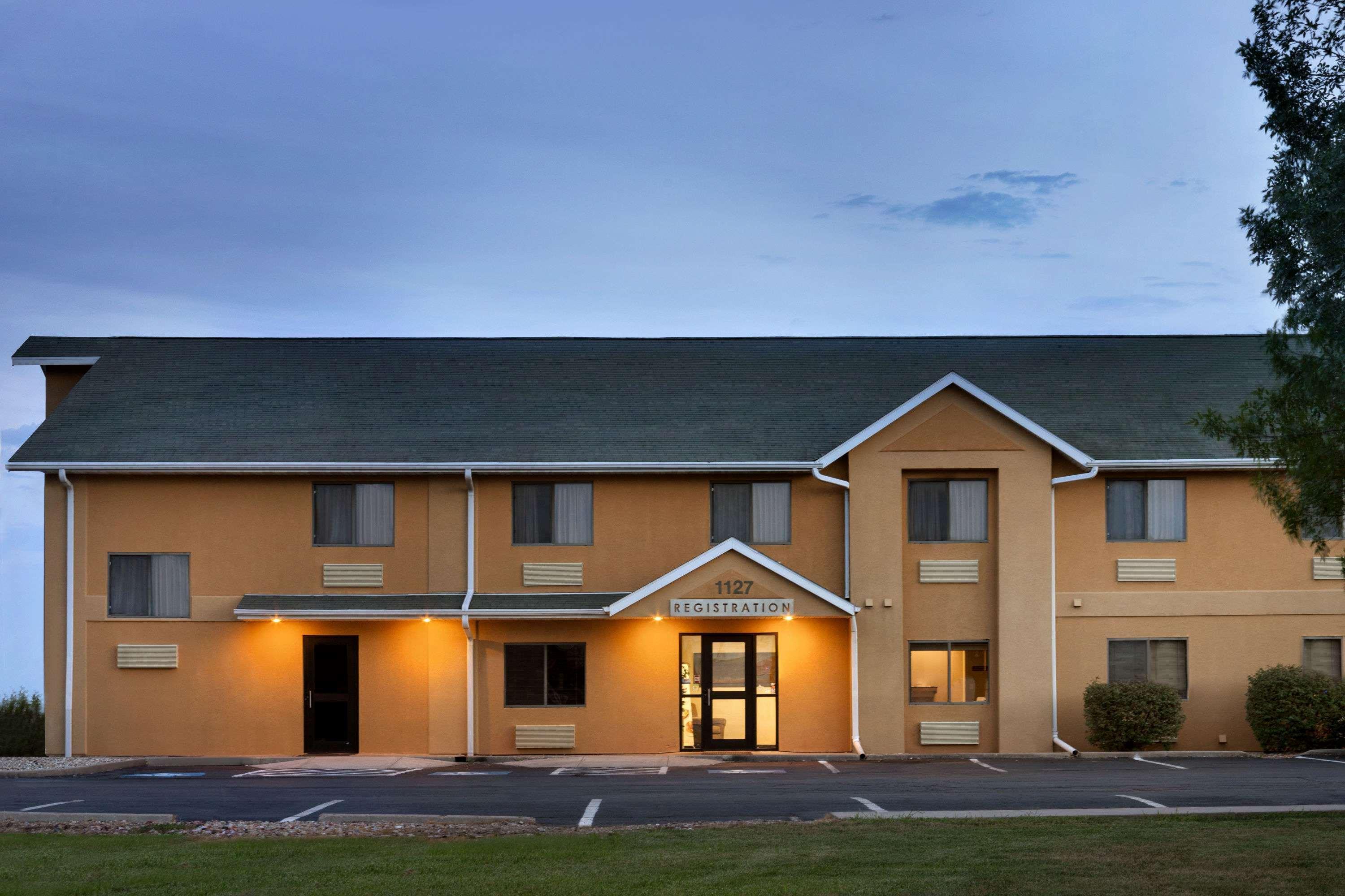 Travelodge By Wyndham Marysville Екстериор снимка